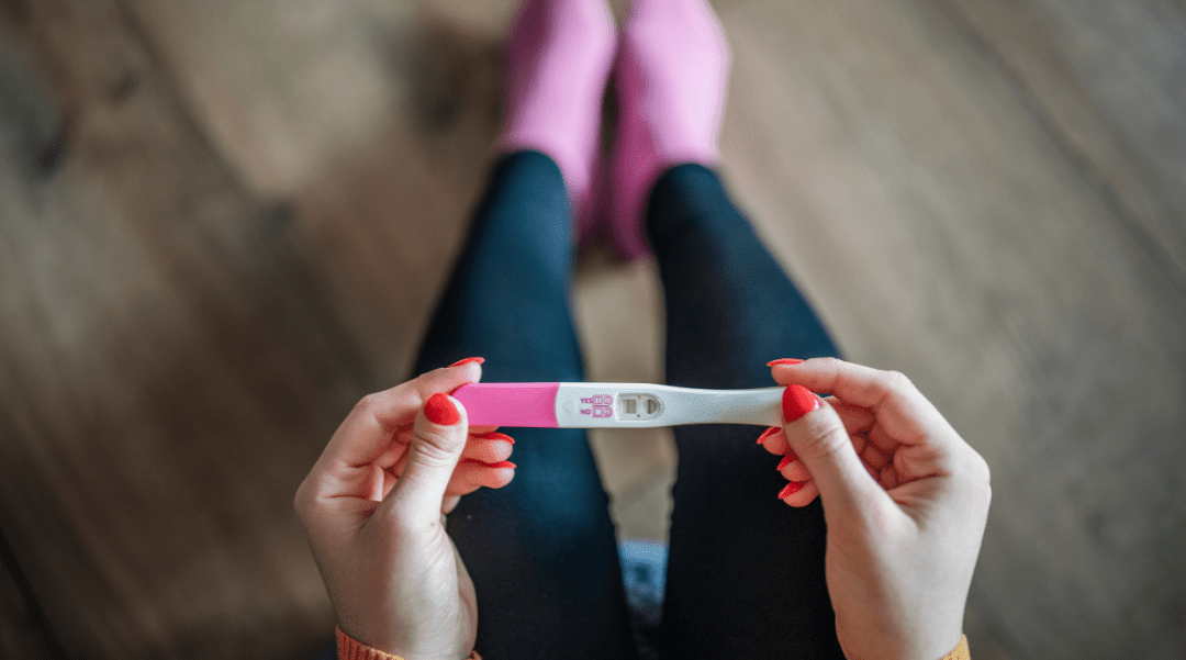 realistic-positive-pregnancy-test